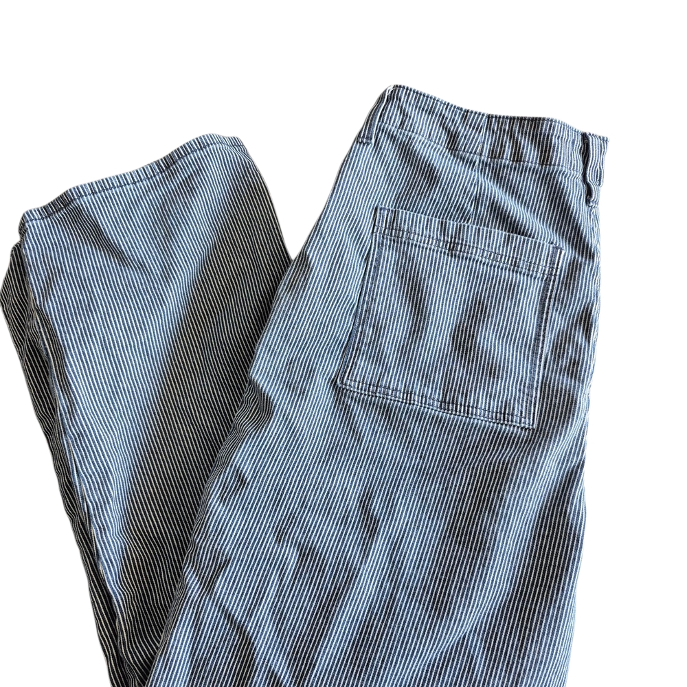 Universal Thread Women's Striped Jeans - Blue and White Relaxed Straight Leg 12